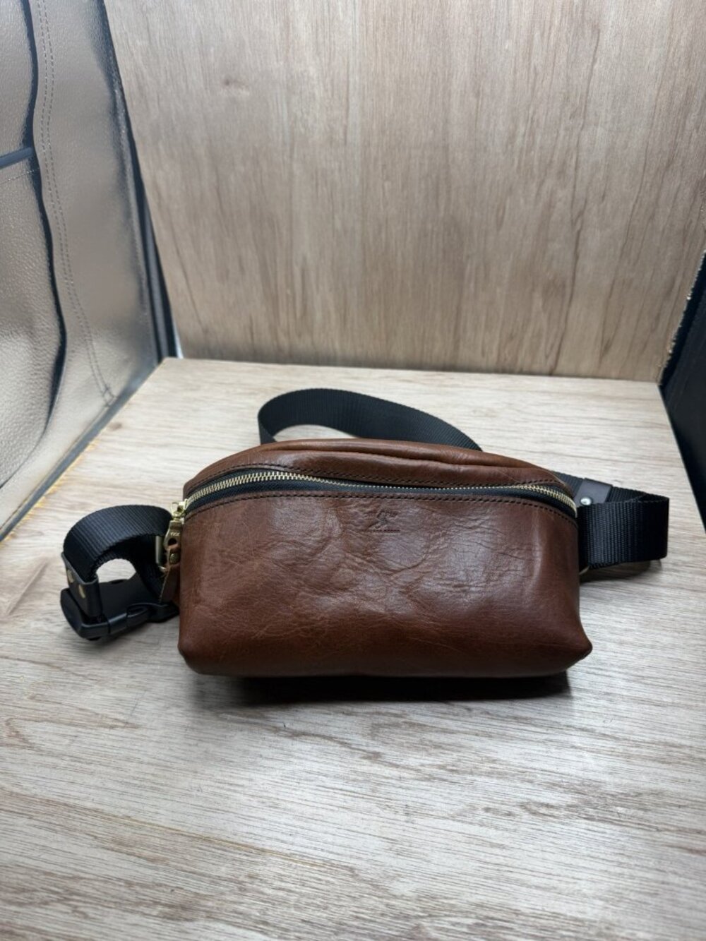 The Metolius Dry Fly Leather Goods Fanny Pack